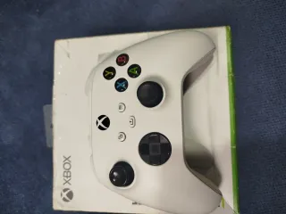 Control Xbox Robot White