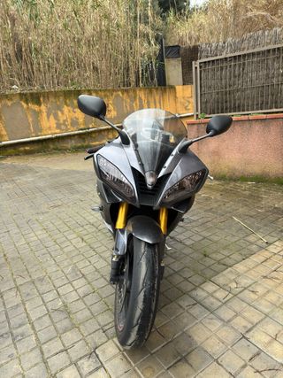 Yamaha R6R