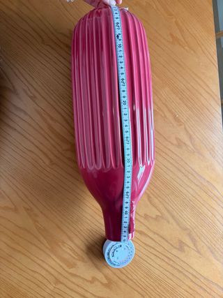 Jarrón alto rosa decorativo