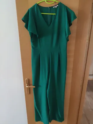 Mono de vestir verde