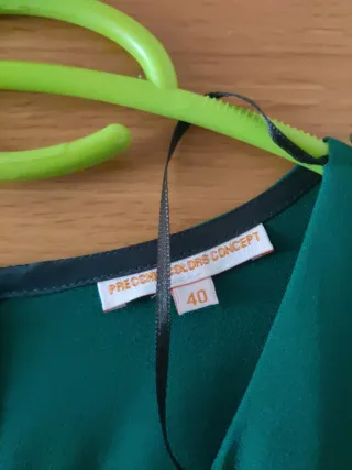 Mono de vestir verde