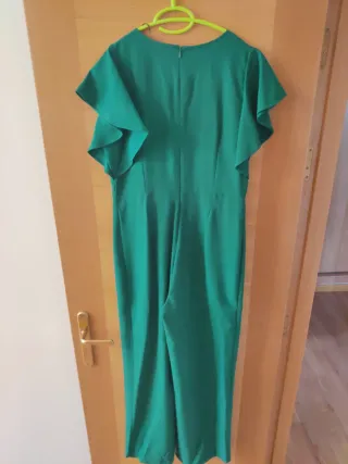 Mono de vestir verde