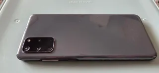 Samsung Galaxy S20+ leer