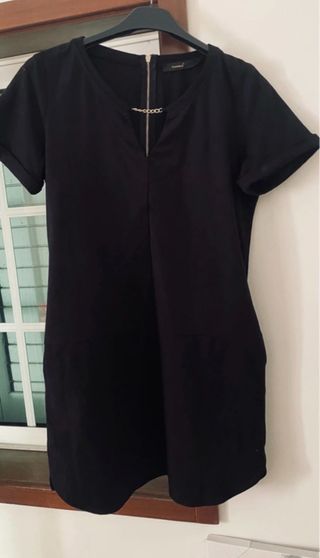 Vestido Tanara preto curto