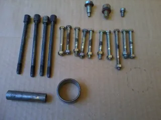 Tornillos y piezas Derbi Variant