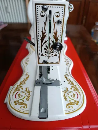 Máquina de coser Singer 12K