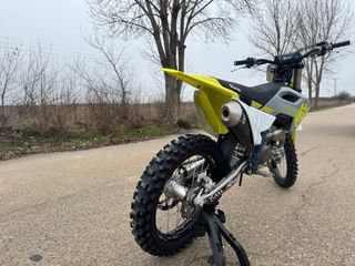 Husqvarna FC 250 2024