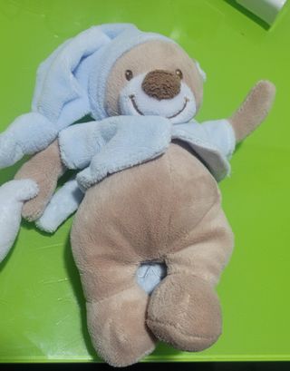Peluche colgante para bebé