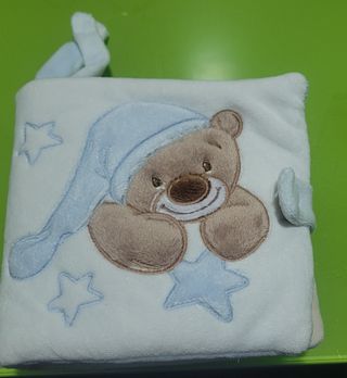 Peluche colgante para bebé
