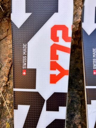 Sci STÖCKLI Y72 166 cm