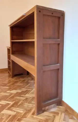 Cabecero madera con mesita noche