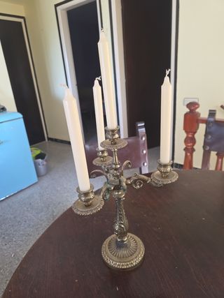 Candelabro de bronce