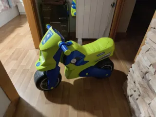 Moto infantil Juguettos