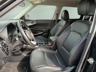 Kia e-Soul e-Soul 150kW Emotion (Long Range)