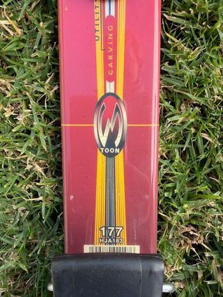 Esquís Rossignol 177cm con fijaciones Salomon