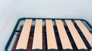 Armario blanco de madera