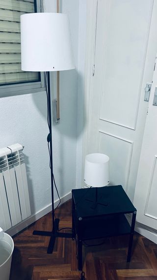 Armario blanco de madera