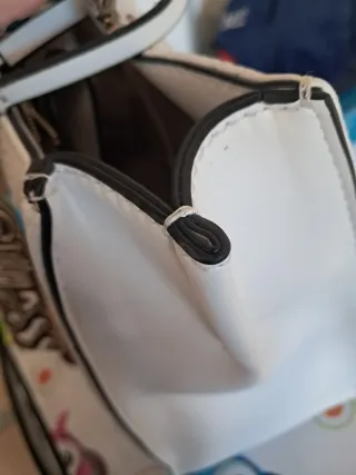 Bolso Guess Blanco Acolchado