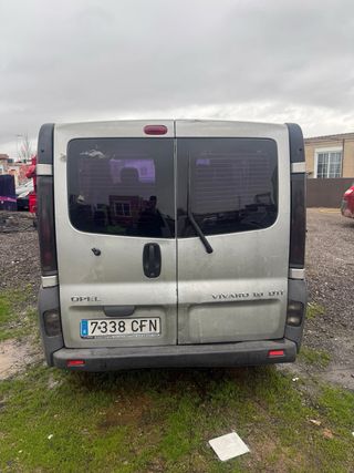 Opel Vivaro 2004