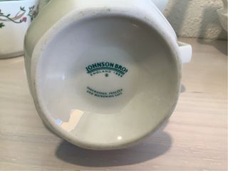 Johnson Brothers Eternal Beau Vajilla