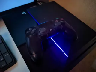 PS4 (PlayStation 4) Negra + Mando + HDMI