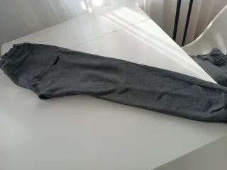 Pantalón chándal gris