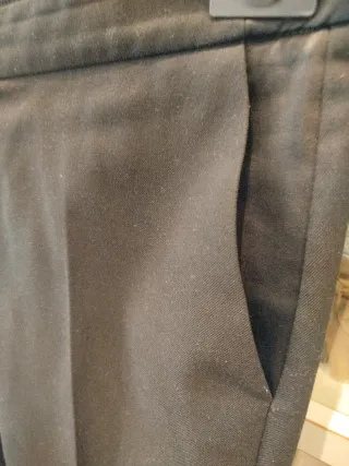 Pantalón vestir negro Mango