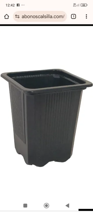 Macetas cuadradas de plástico negro de 6L