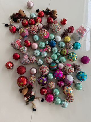 Bolas y adornos Navidad multicolor cantidad +50