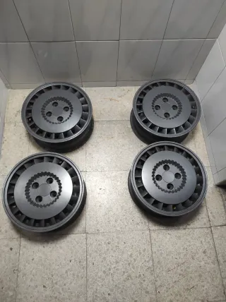 Llantas Renault R21 (4 unidades)