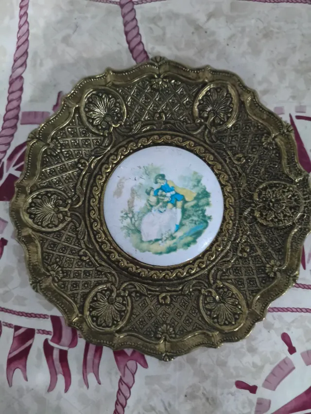 Platos decorativos antiguos