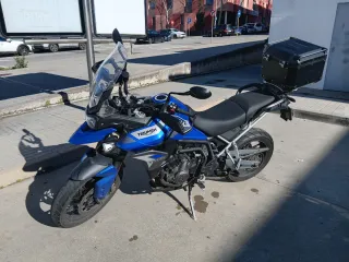 Triumph 900 GT Pro Azul/Negro