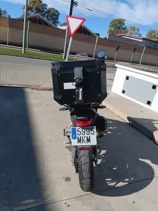 Triumph 900 GT Pro Azul/Negro