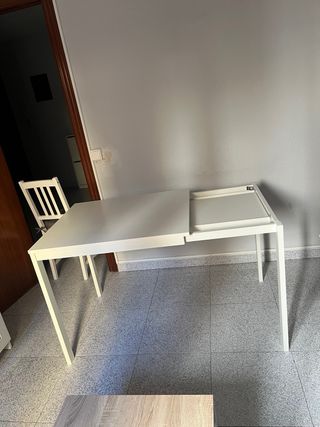 Mesa Comedor Extensible Blanca + dos sillas