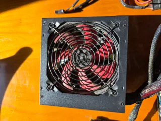 Placa Base Gigabyte GA-H81M-DS2 + Fuente Alimentac