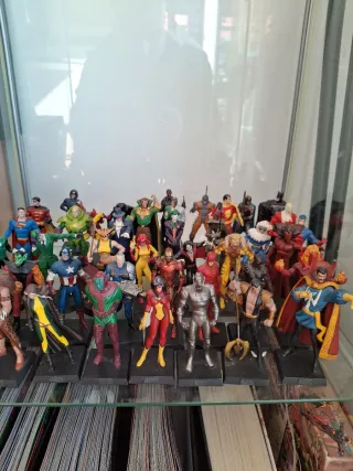 Lote SUPERHEROES MARVEL Y DC