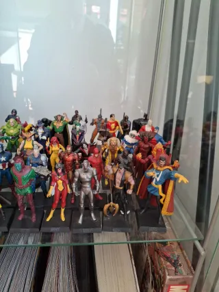 Lote SUPERHEROES MARVEL Y DC