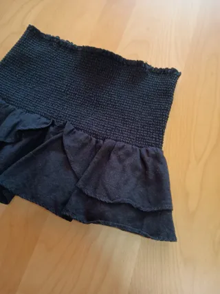 Zara Top elástico volantes negro