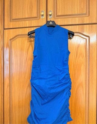 Vestido Zara L azul ajustado