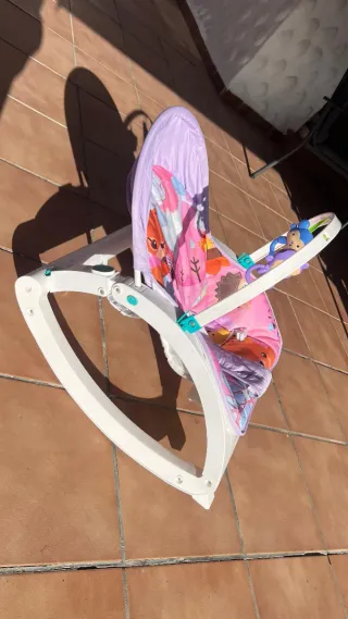 Mecedora bebé buen estado