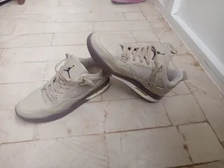 Jordan Beige/Blanco Talla X