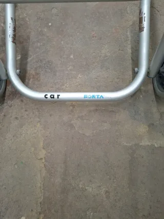 Andador aluminio con ruedas