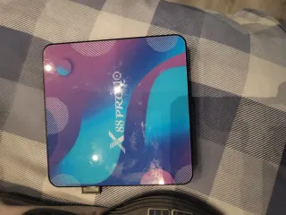 Televisión Philips NO TIENE EL PIE DE LA TELE