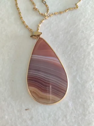 Colgante Lágrima Ágata con Inicial L