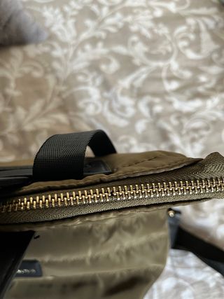 Mochila Bosanova acolchada verde y negra