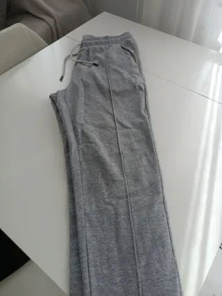Pantalón de chándal gris