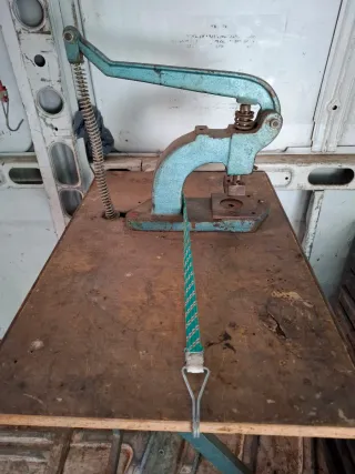 Remachadora manual industrial