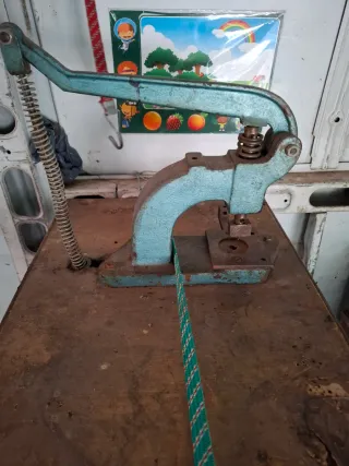Remachadora manual industrial