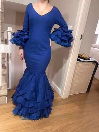 Traje de flamenca volantes azul