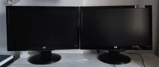2 Monitores HP Negro